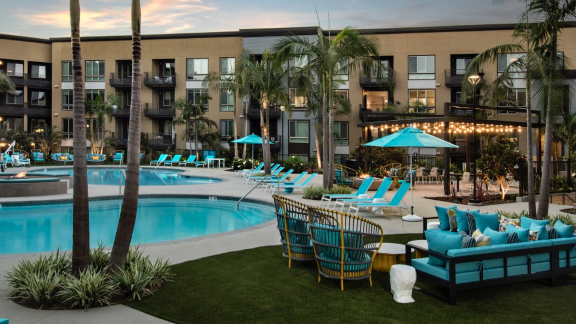 Purl Apartments, San Diego - (see pics & AVAIL)